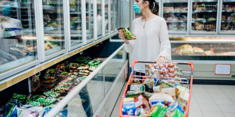 Психологические аспекты потребительского поведения: что влияет на наши покупки и решения о потреблении?