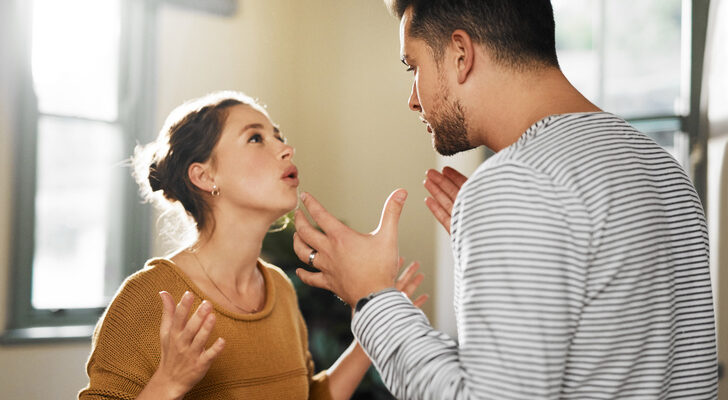 Никогда не говорите их мужчине: 5 фраз, которые разрушат даже самые крепкие отношения
