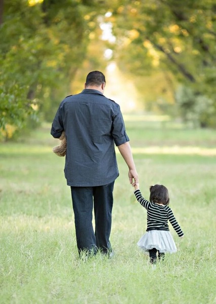 Как отец влияет на дочь